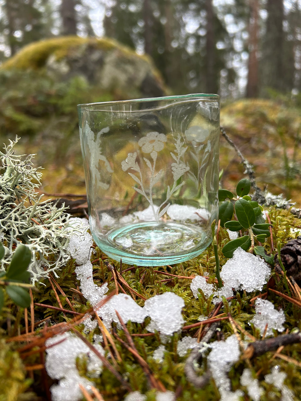 Hälsingebocken Med Linblomma